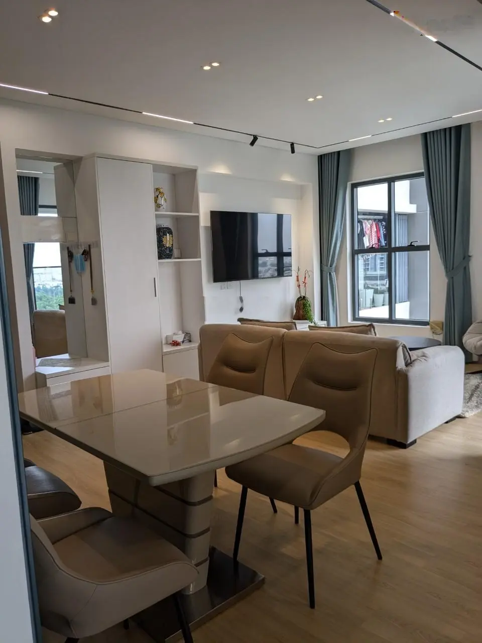 Bán gấp Diamond Alnata 2PN - 2WC(86m2) view nội khu cực đẹp, bao phí quản lý 6 năm