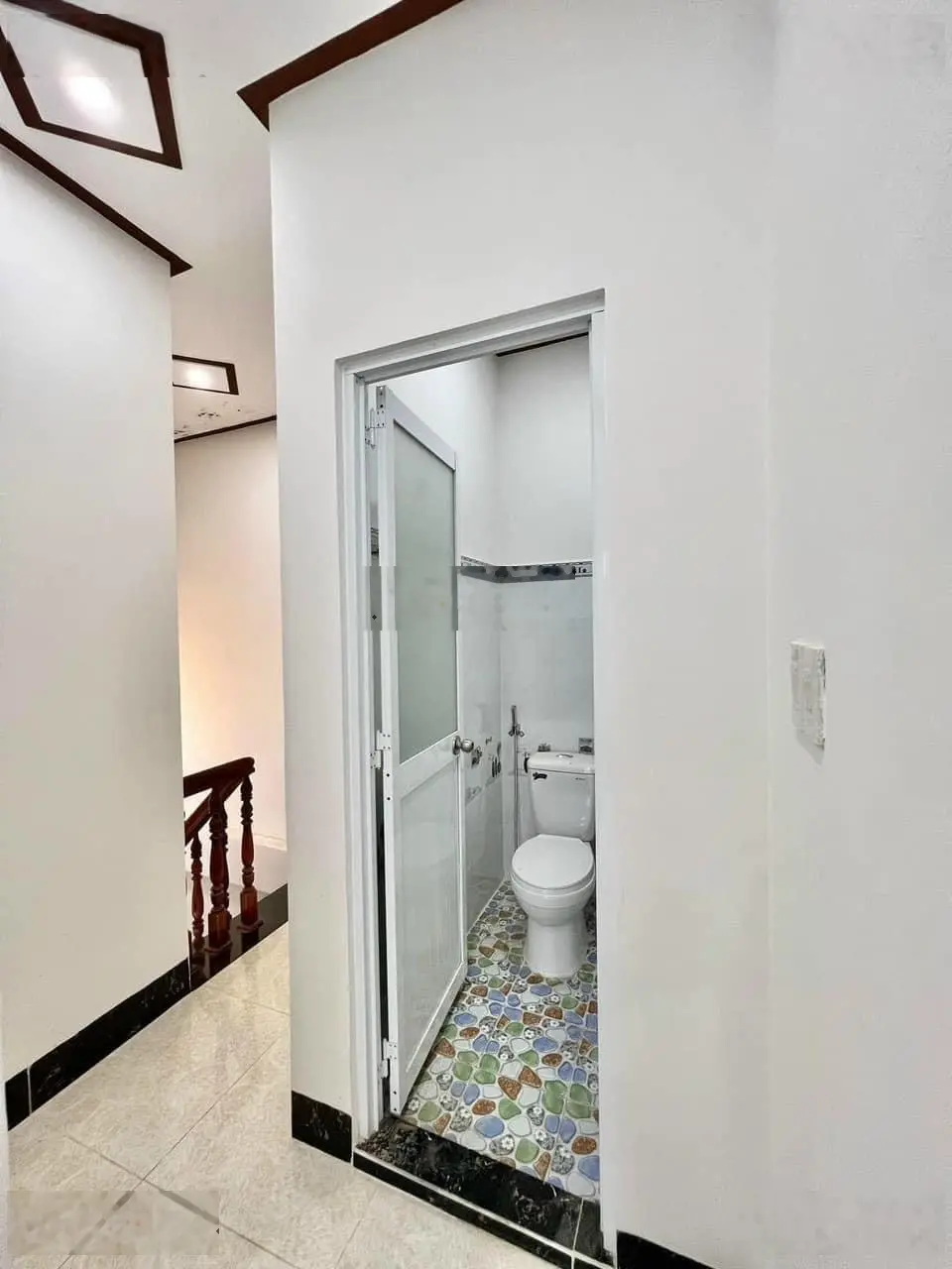 Nhà đẹp giá rẻ đường Võ Thị Sáu nhựa 1 Trệt 1 lầu, 2 phòng ngủ, có sân đậu xe gần THCS Đông Hoà