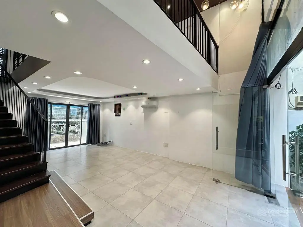 Bán nhà 5 tầng 2 MT TK hiện đại thông tầng phù hợp KD / cho thuê nhiều ngành nghề