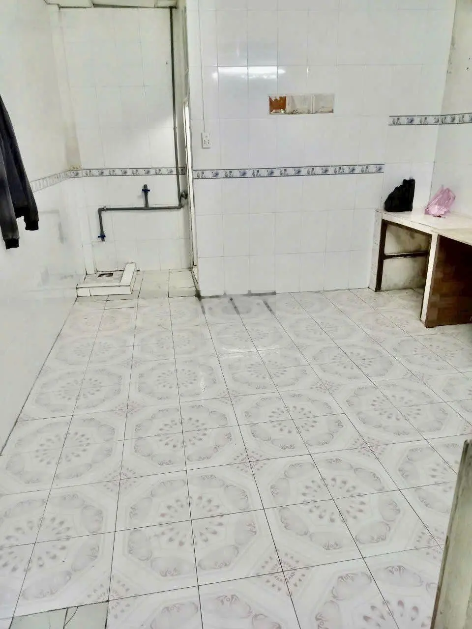 Nhà bình lợi, 3.8m x13m, nở hậu, trệt, lầu lửng