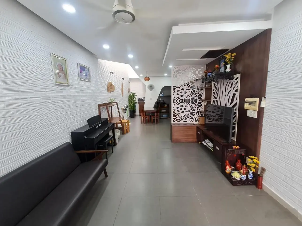 Bán nhà chính chủ Quận 2 giá tốt nhất khu vực Đ. Trần Não DT (60m2) vị trí hẻm 4m