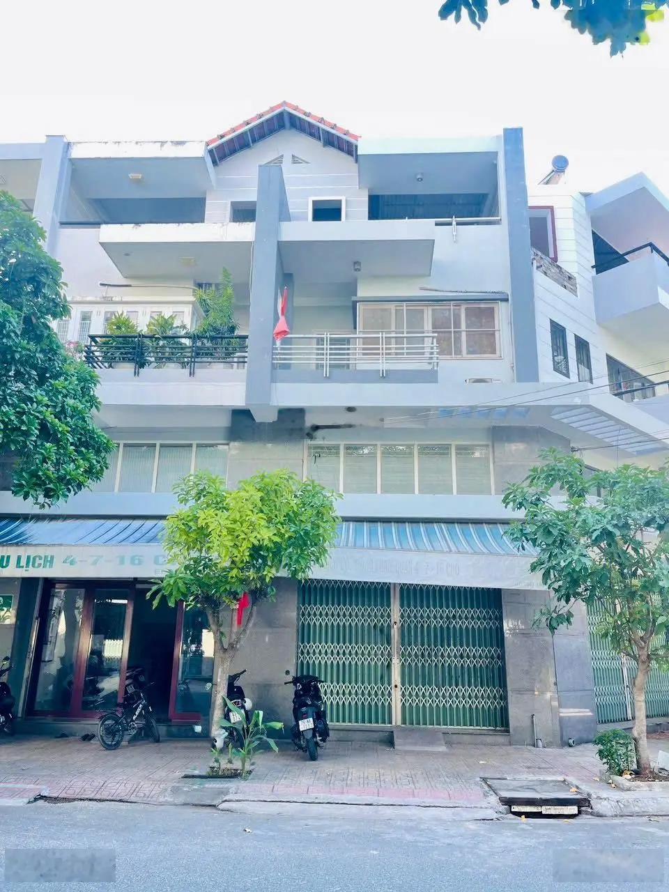 Nhà đường Đặng Thái Thân gần biển