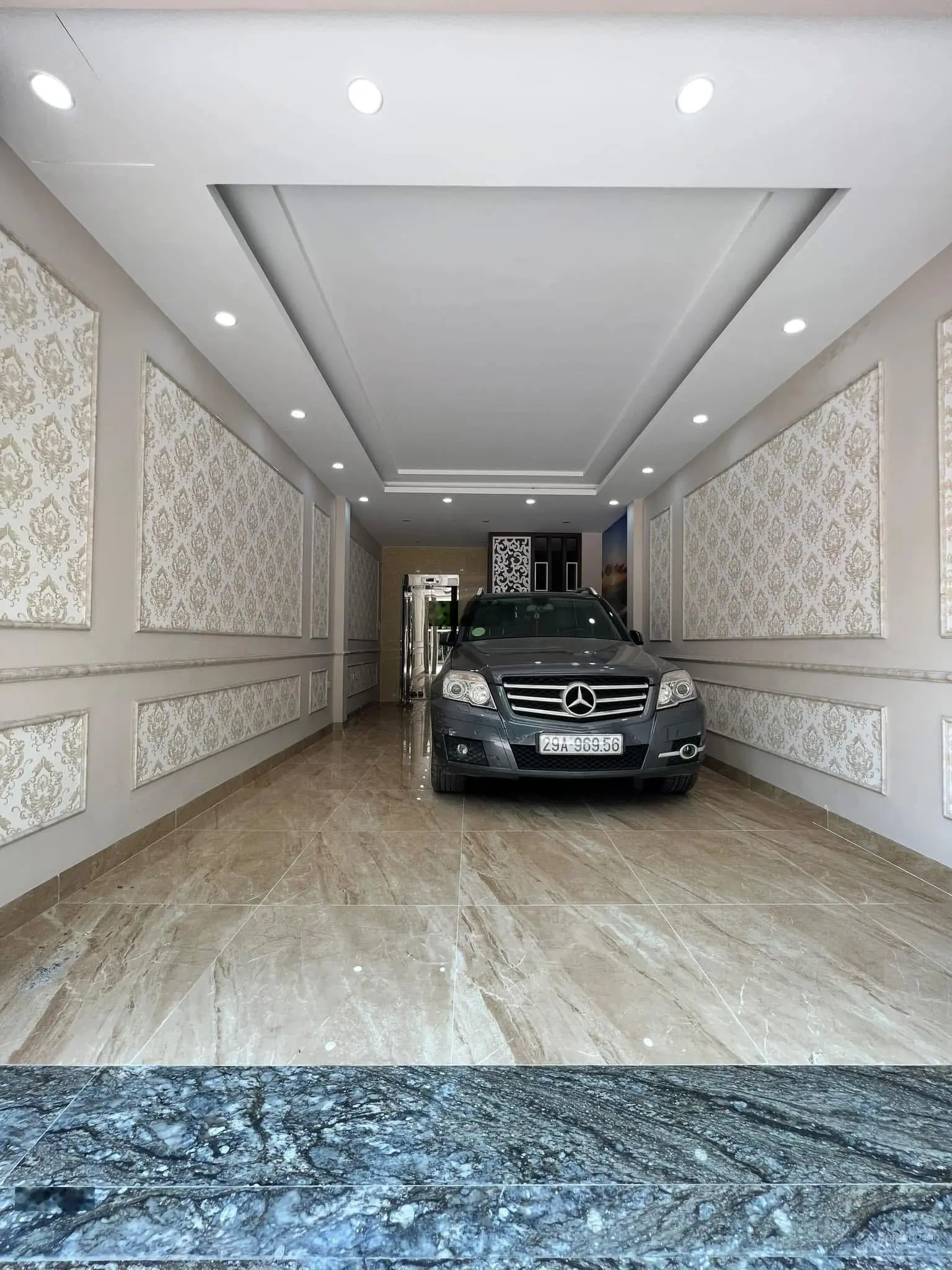 Em cần bán căn nhà 35m2 xây mới 6 tầng thang máy, mặt phố Hưng Phúc - Tam Trinh - Hoàng Mai
