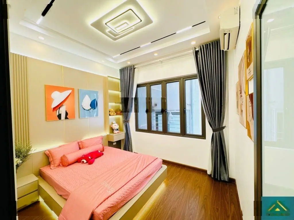 Bán nhà Kim Ngưu - ô tô đỗ gần - full nội thất - 42m2 - 5PN. Giá: 5,9 tỷ. LH: 0779 548 ***