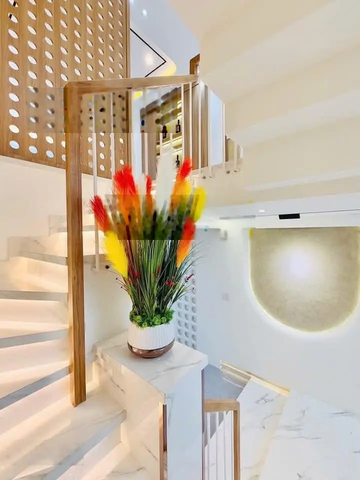 Bán gấp nhà Hà Huy Giáp , Thạnh Xuân , Quận 12.Dt 100m2 giá 4 tỷ 350.Sổ hồng riêng.