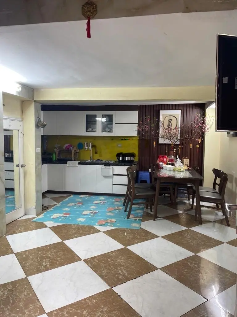 Bán nhà phố Ái Mộ,Bồ Đề,LB. 6 tầng 35m ô tô vào nhà. 7,59 tỷ