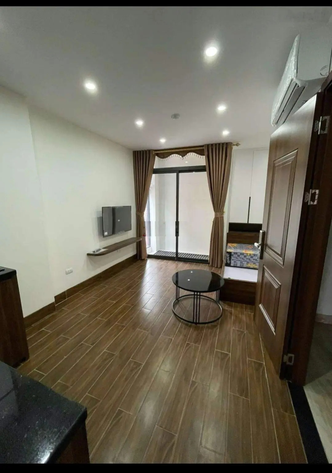 Chính chủ gửi bán nhà Quan Nhân diện tích 90m, 9tầng, thang máy full nội thất.