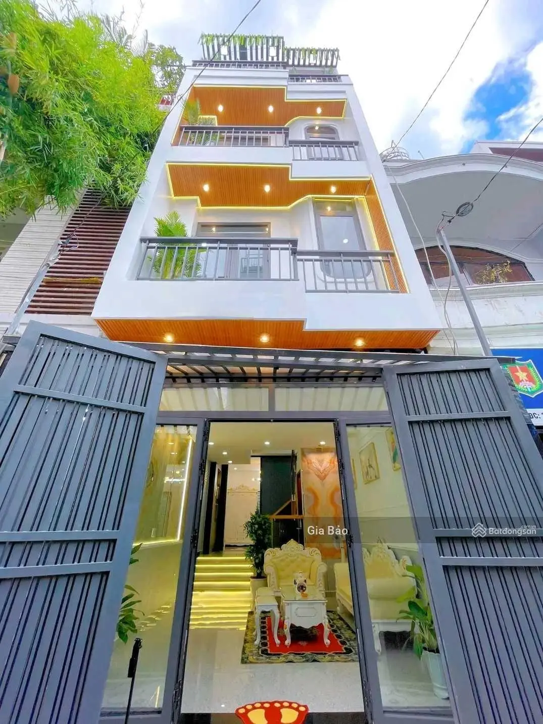 Hạ giá nhà 82m2 Đường Trần Quốc Thảo phường 14 quận 3. Có hợp đồng thuê 30tr/tháng