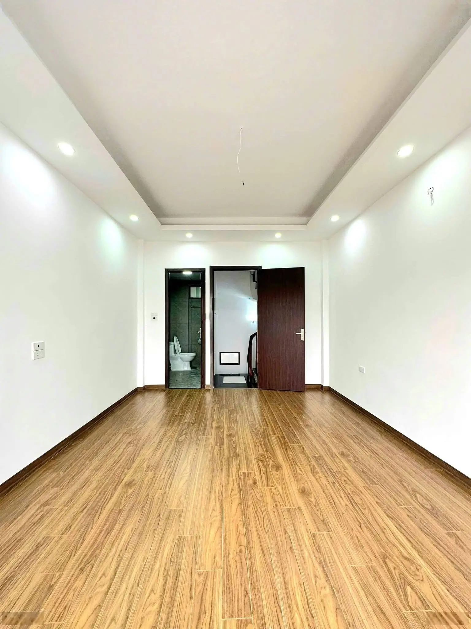 Phú Diễn - 37m2 - Ô tô đỗ cửa - Nhỉnh 6 tỷ