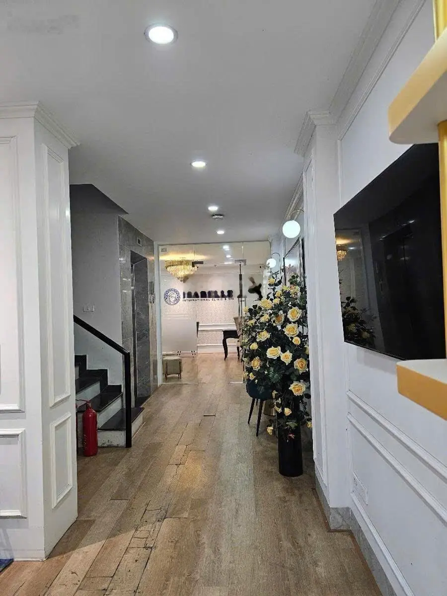 Siêu mẫu đống đa vip nhất hoàng cầu - dt 63m - 7 tầng - mt 4,4m - giá 38,5 tỷ - thang máy