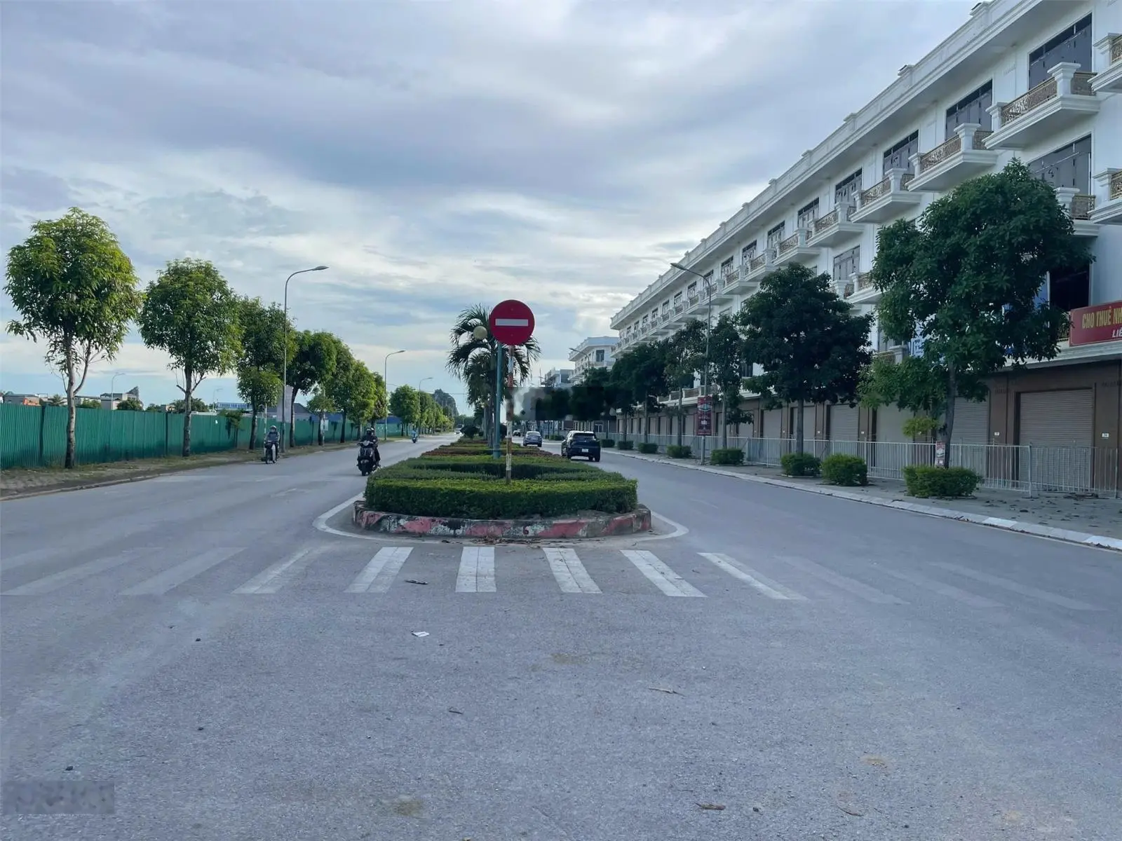 Tặng xe vf3 khi mua nhà mặt đại lộ csedp, kđt xuân hưng. hotline: 0966 343 ***