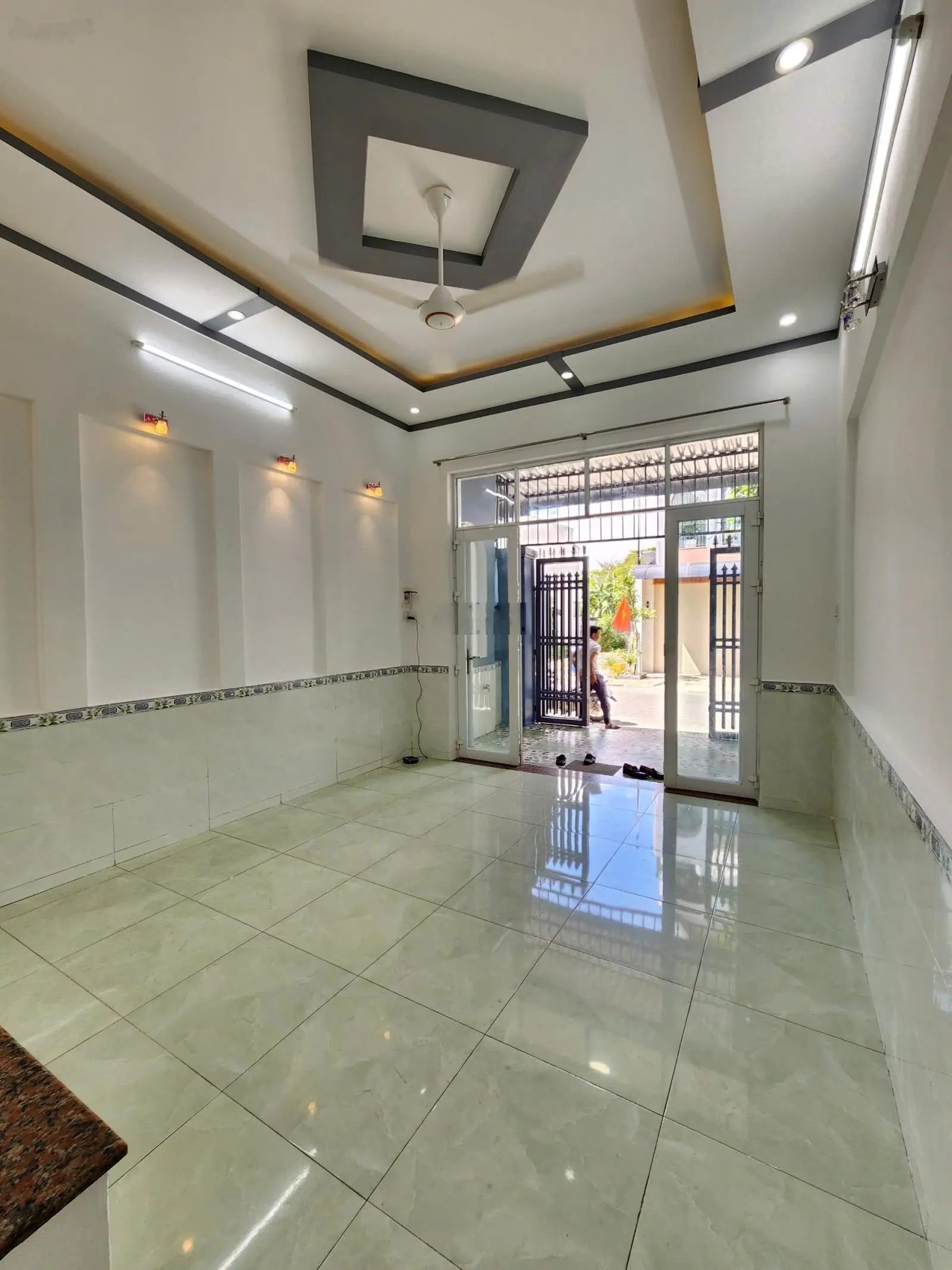 Bán nhà giá rẻ 2,89 tỷ gần vòng xoay An Phú 1km, P. An Phú, TP. Thuận An