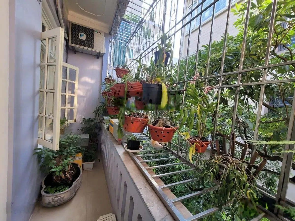 Bán Gấp nhà siêu hiếm Trần Tử Bình 60m2 x 4 tầng mặt tiền 4,5m dân xây chắc chắn ô tô tránh cực víp