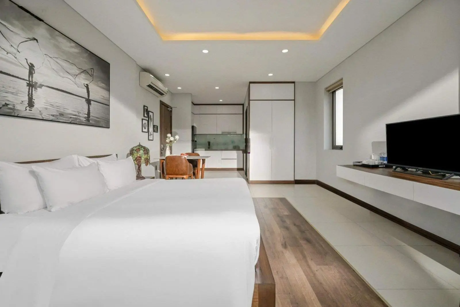 CẦN BÁN GẤP! toà khách sạn Boutique khu biển Phước Mỹ - Sơn Trà. Dòng tiền 300tr/th Giá 43tỷ