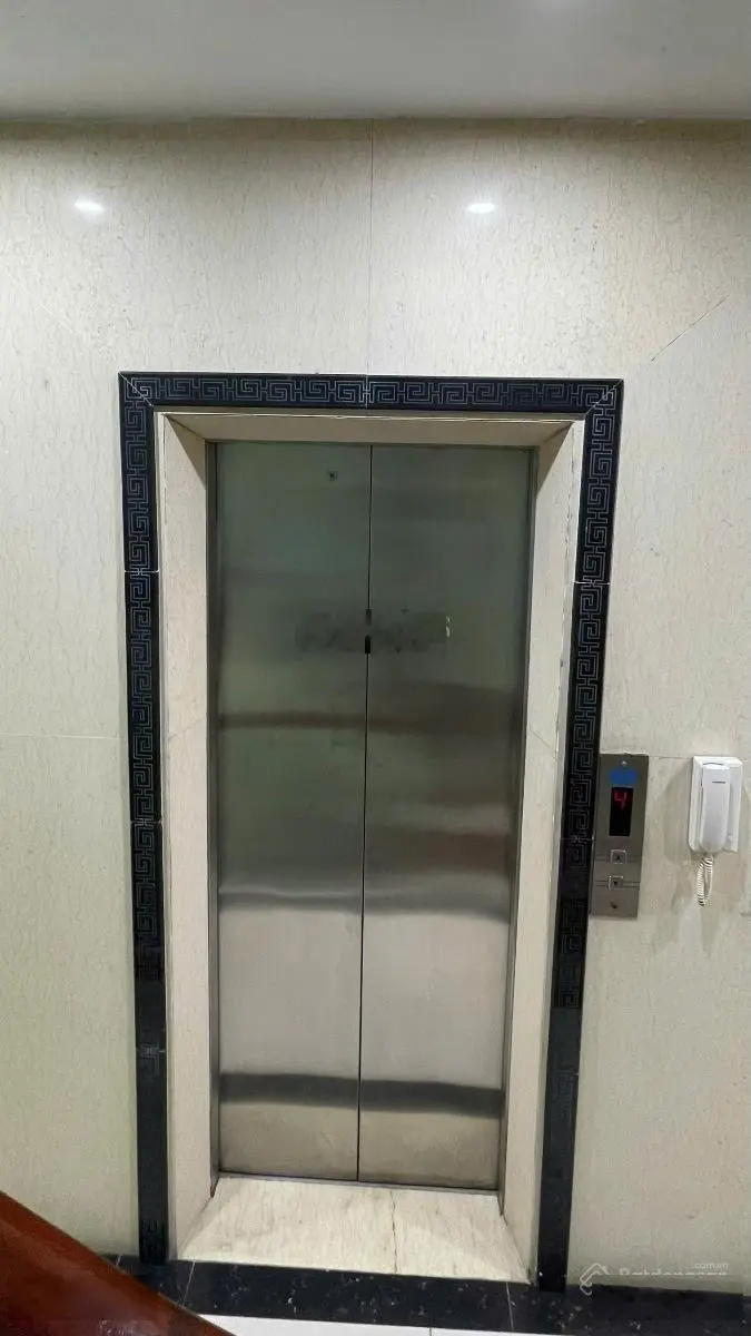 Bán gấp nhà siêu vip Phùng Chí Kiên 65m2 x 5 tầng mặt tiền 4m dân xây chắc chắn phân lô ô tô tránh
