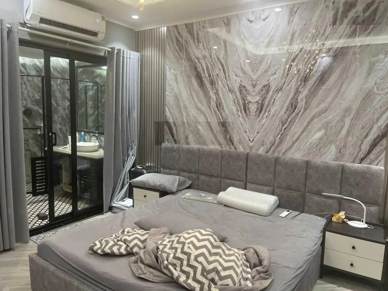 Hot bán căn hoa hậu T5 Times City, DT 87m2, giá 6.2 tỷ. LH 0979 702 ***