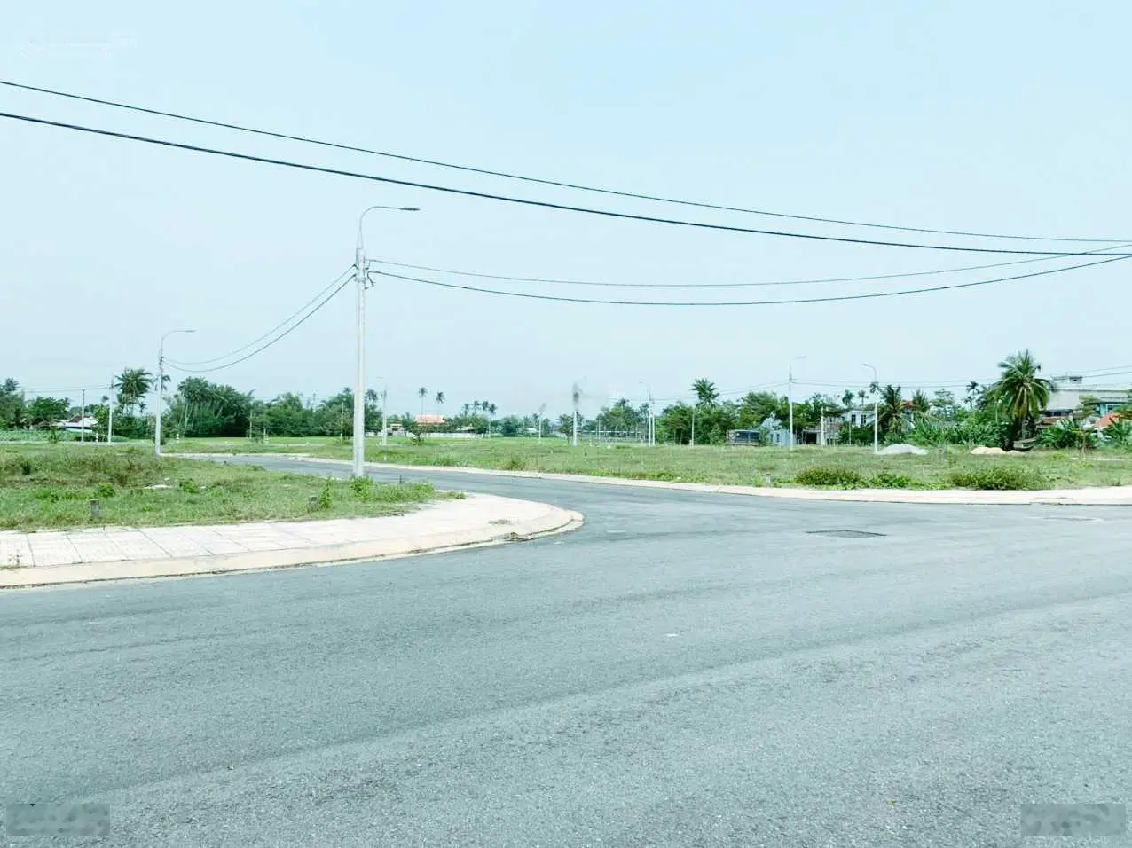 LÔ ĐẤT SAU LƯNG NHÀ TRẺ TẠI KDC AN LỘC PHÁT CHỈ HƠN 600TR