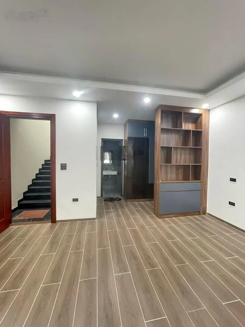 Bán nhà Văn Cao Ba Đình 100% tin thât
41m2 - 5.3m MT 6.7 tỷ Nhà tuyệt đẹp thiết kế hưởng