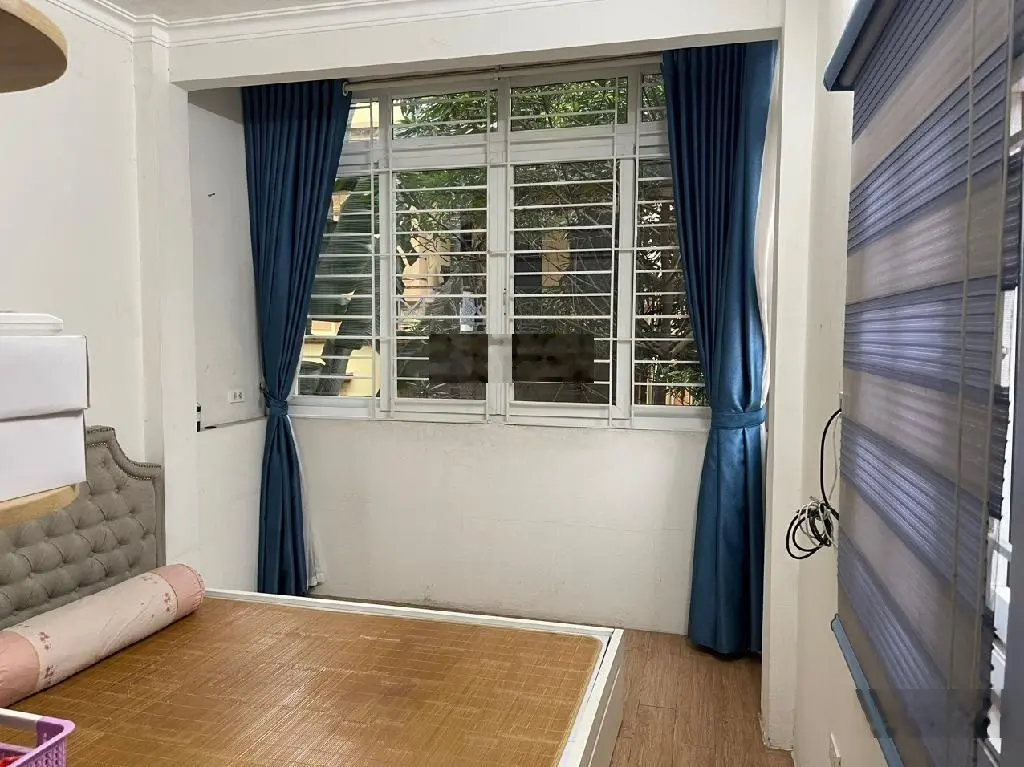 Bán nhà ngõ 292 Nghi Tàm, 33m2, 5 tầng, 50m ra ngay ô tô tránh chỉ 6,4 tỷ