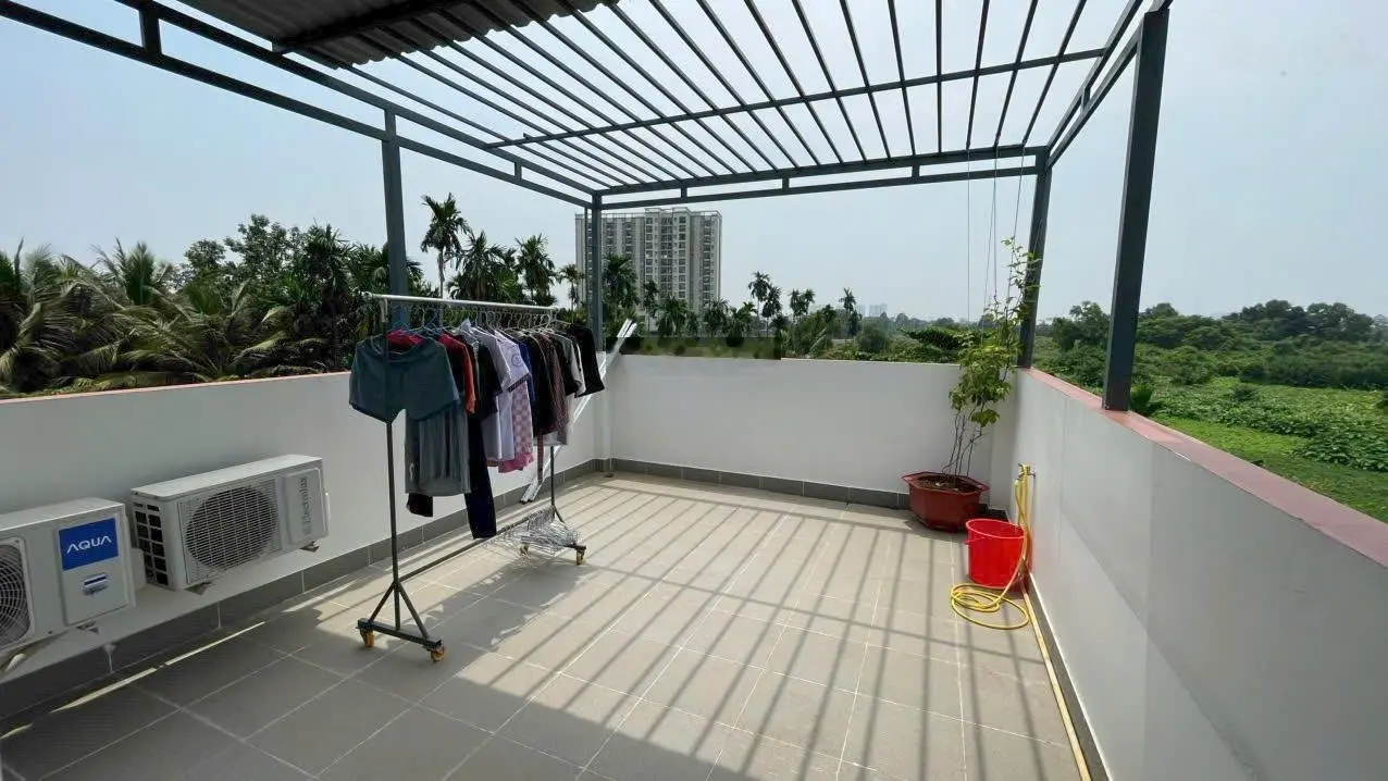 Chính chủ bán nhà mới xây đã hoàn công 3pn 3wc 2 ban công trước sau - Hẻm xe hơi Bình Chiểu Thủ Đức