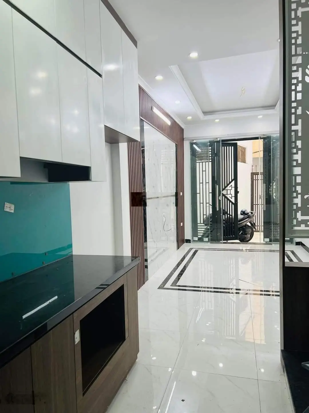 Bán nhà Tây Mỗ ô tô đỗ cổng Tây Mỗ - Nam Từ Liêm - 35m2 - 5 tầng, giá 3,5 tỷ