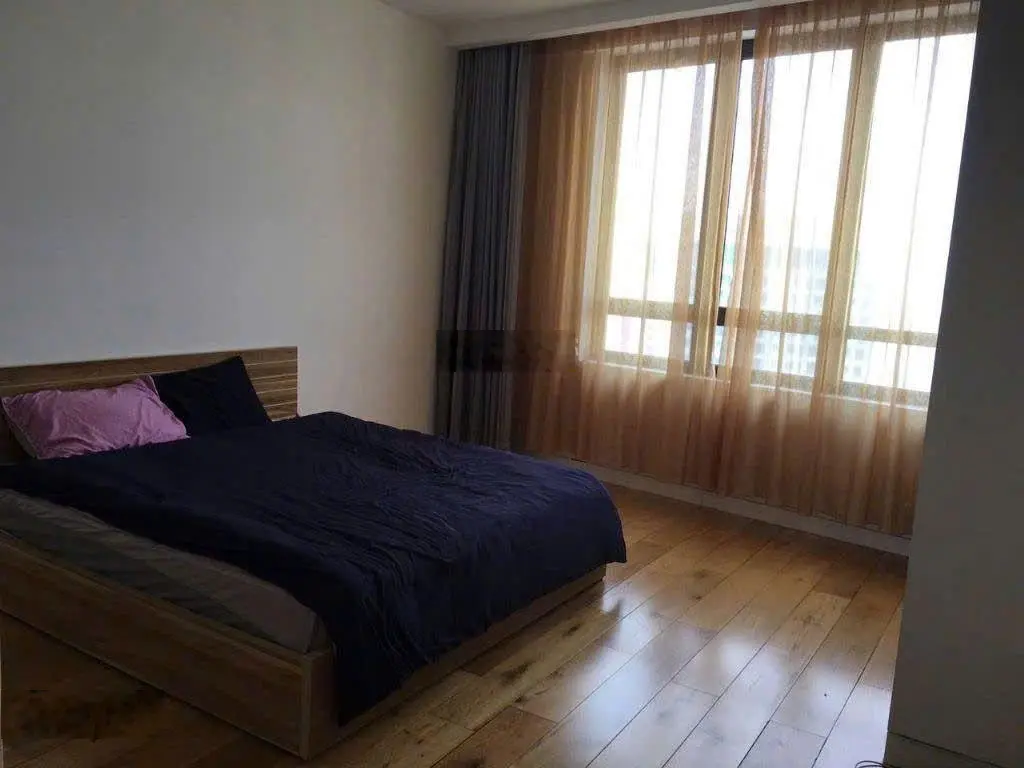 Chính chủ bán căn hộ 4pn - 193m2 Indochina Plaza Cầu Giấy - Tháp E - full nội thất. LH 0968 201 ***