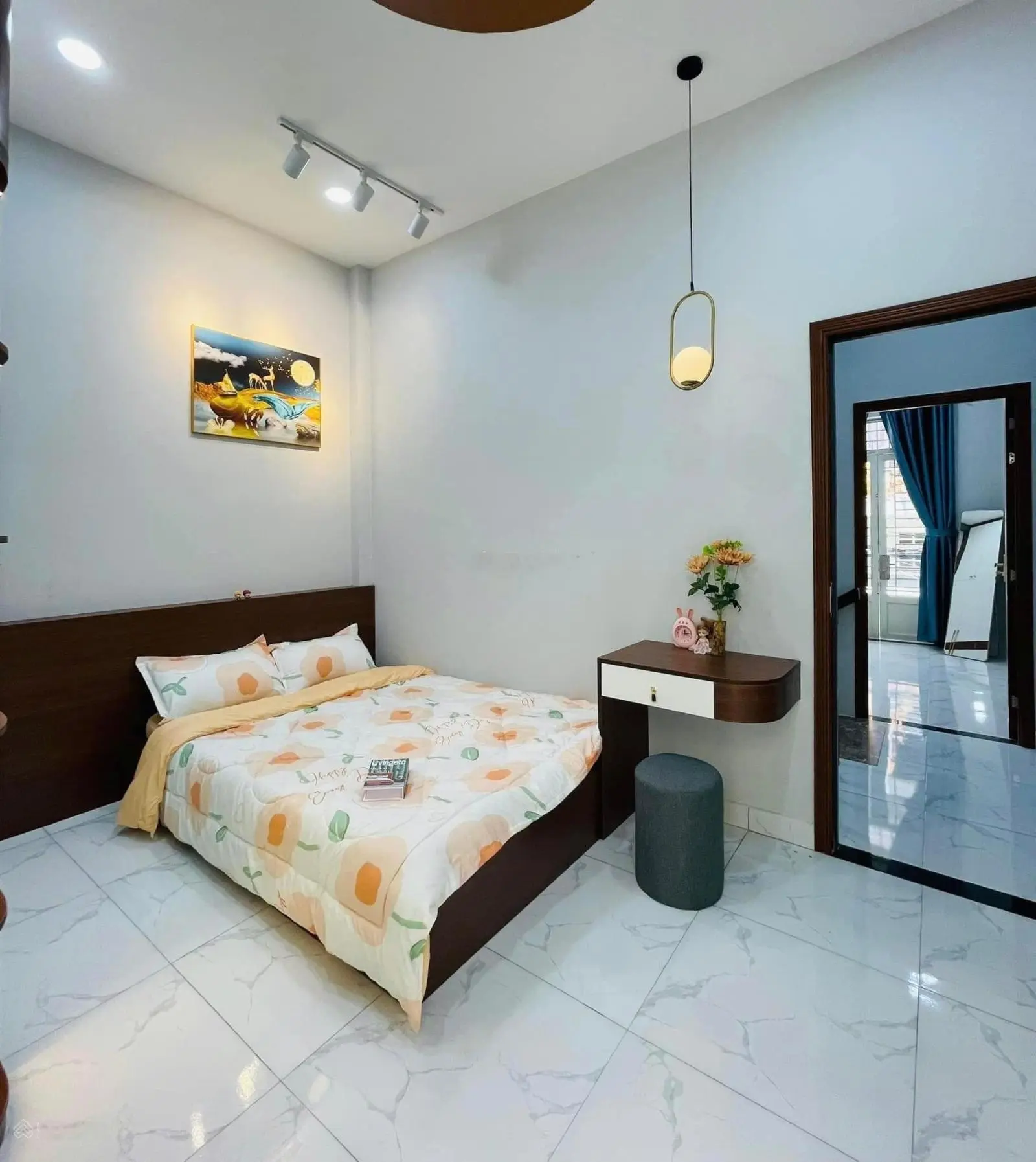 Kẹt vốn bán gấp nhà Nguyễn Gia Trí, Bình Thạnh 42m2. SHR BCC - đang thuê 15tr/tháng