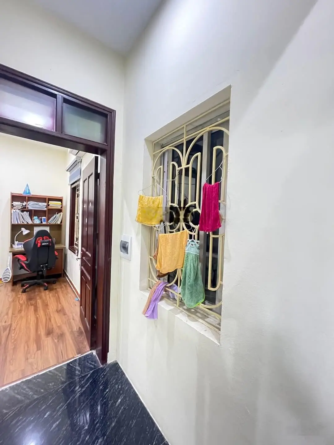 Bán nhà cổ nhuế. 58 m2, 3 tầng, lô góc, cách mật phố ô tô tránh kinh doamh 30 m, giá 8.2 tỷ