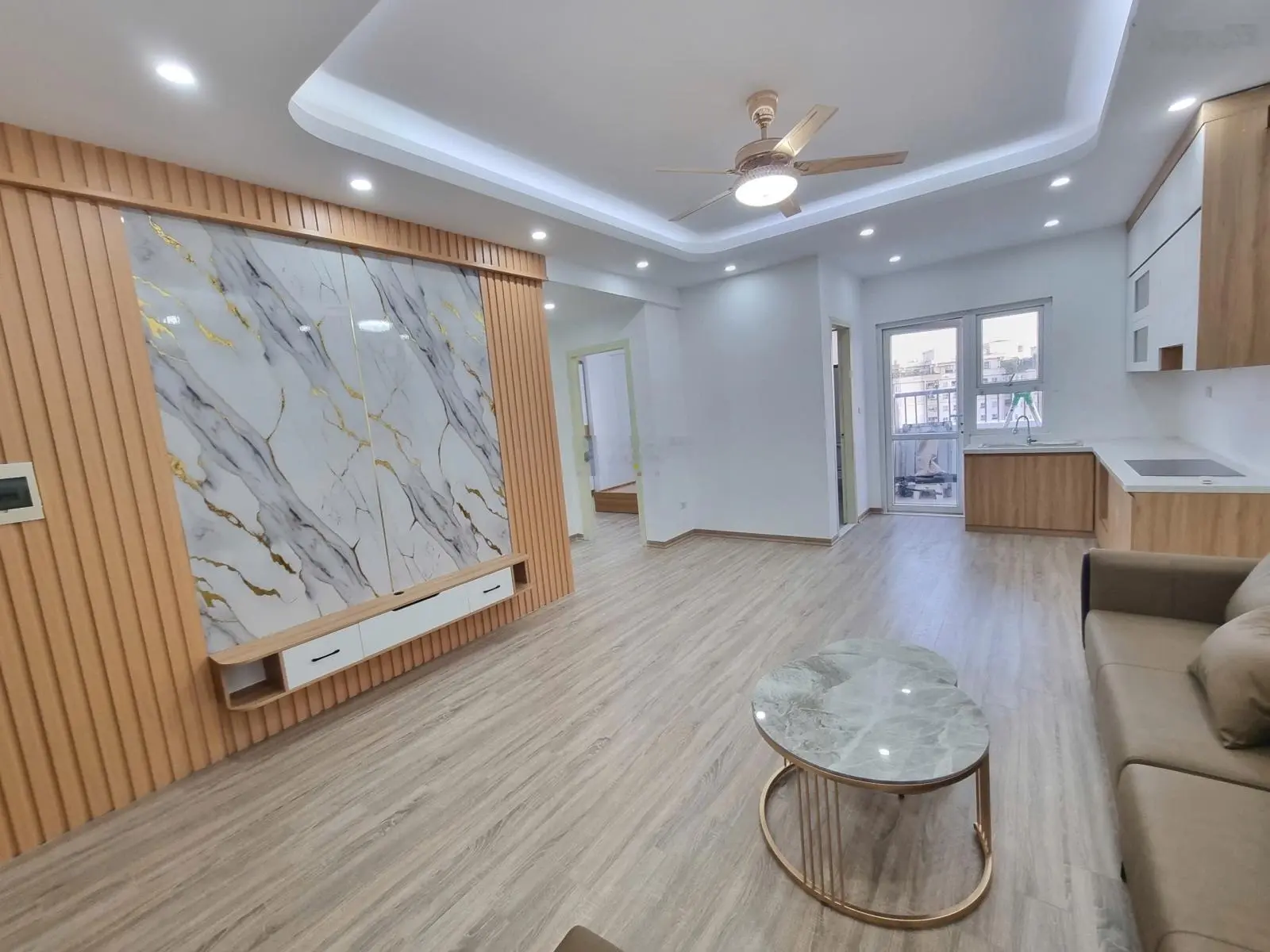 Chung cư Xa La Hà Đông nhà đông 70m2, 2 vệ sinh nhà mới đẹp giá: 3.29 tỷ