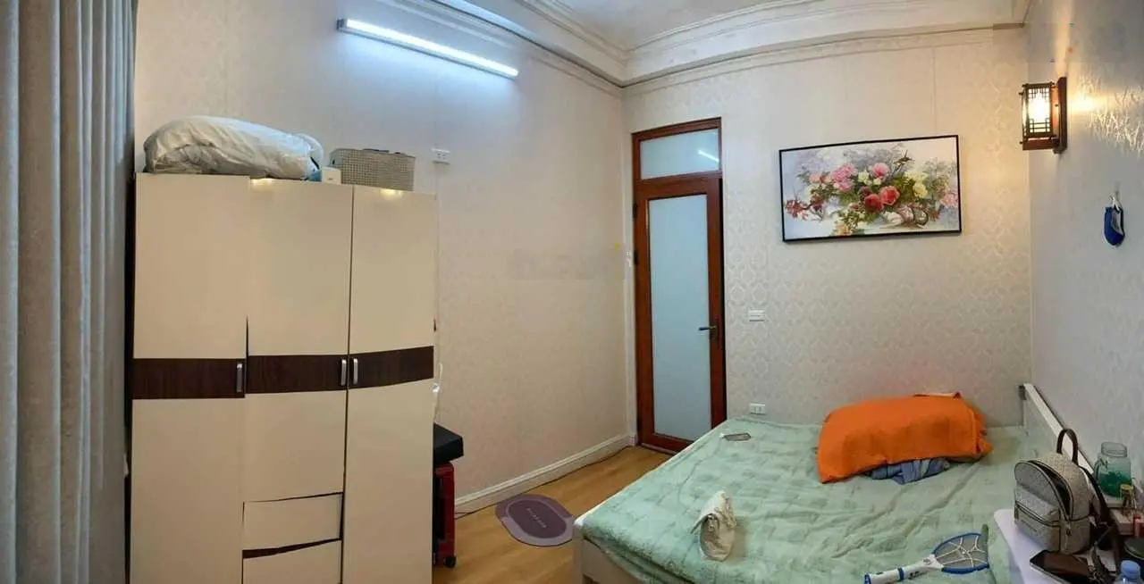 Cần bán nhà 42m2, MT 3,3m, 4 tầng, ngõ Vũ Tông Phan, phân lô ô tô tránh, cho thuê 17tr/th, 8,5 tỷ