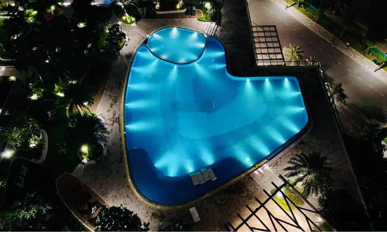 Chính chủ cần bán gấp căn 3PN, 110m2 tại Vinhomes Sky Lake giá 8 tỷ view hồ LH: 0865 859 ***