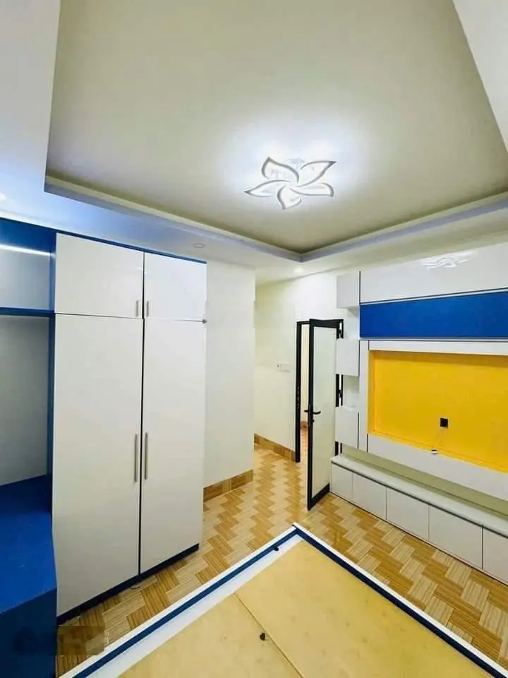 Bán căn nhà ngay thị trấn Tân Túc, Bình Chánh, DT 95m2, giá 1ty380 sổ sẵn