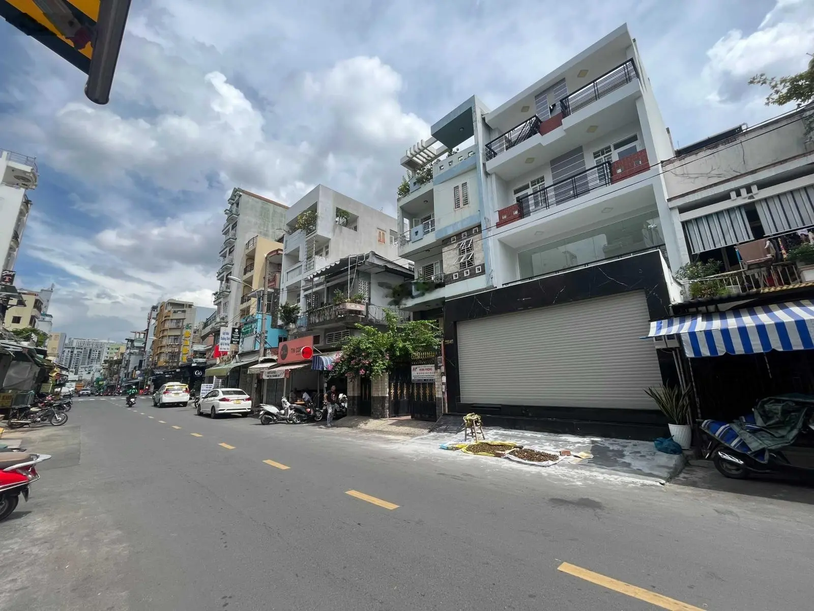 Mặt tiền Dương Tử Giang khu chợ Tân Thành ( 4 * 18m ) 5 lầu. Giá: 20 tỷ
