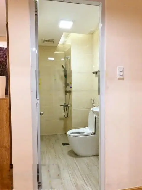 Bán Căn hộ Garden Gate , 3PN , 2WC , 85m2 , Full Nội Thất, Giá : 5 Tỷ 850 , Bao Sổ ,LH : 0908 435 ***