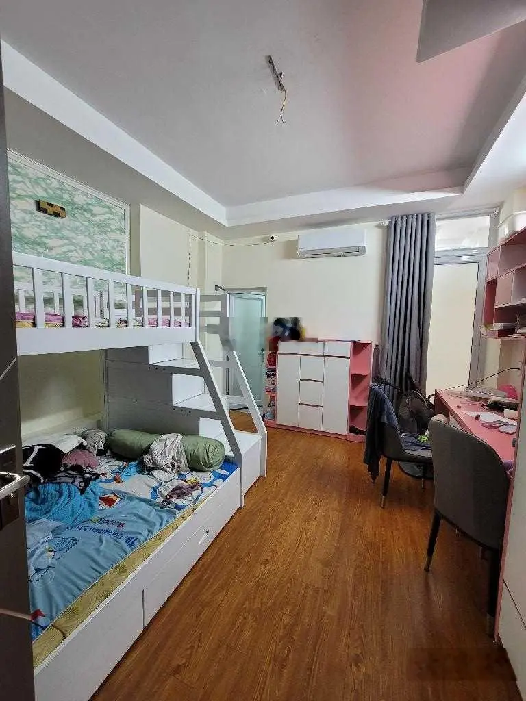 HÀNG TUYỂN HOÀNG HOA THÁM_6 TẦNG _THANG MÁY_NHÀ ĐẸP_GIÁ HƠN 6 TỶ