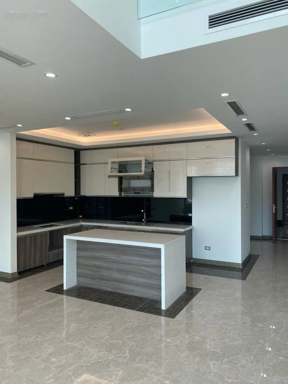 Chính chủ cần bán căn hộ chung cư Tràng An Complex giá 20 tỷ VND tại Hà Nội LH 0336 730 ***