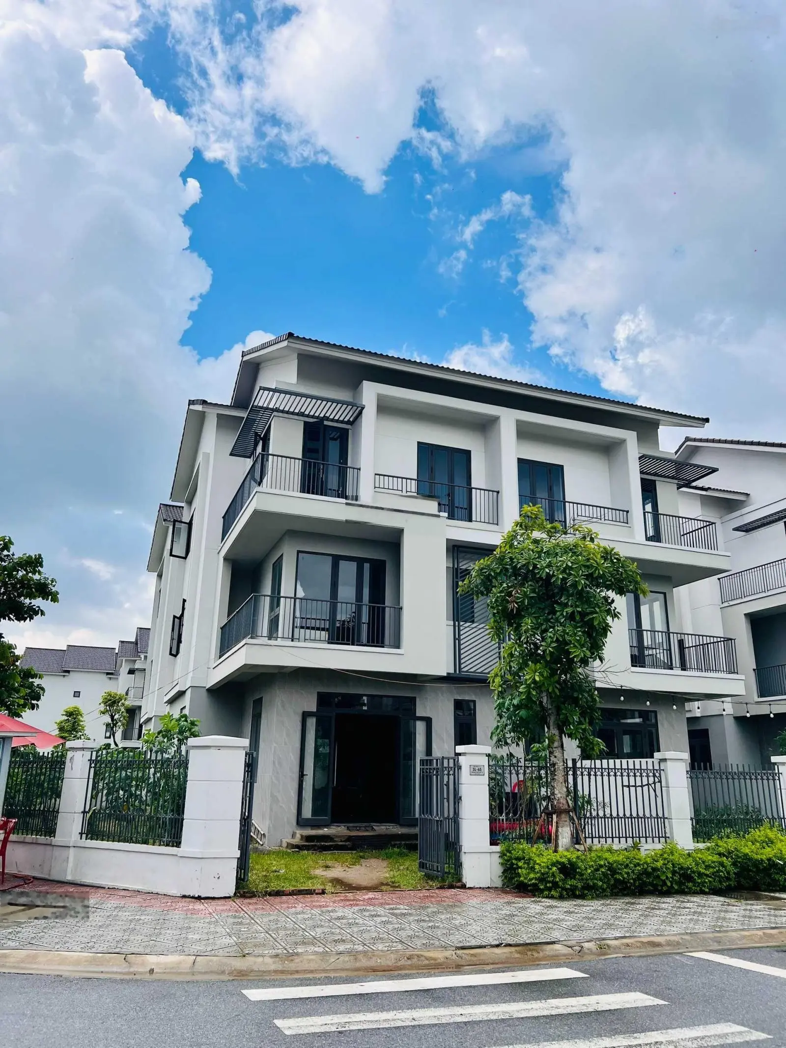 Bán biệt thự 200m2 tại Centa Riverside Từ Sơn giá nhỉnh 44tr ngay sát Long Biên Ninh Hiệp
