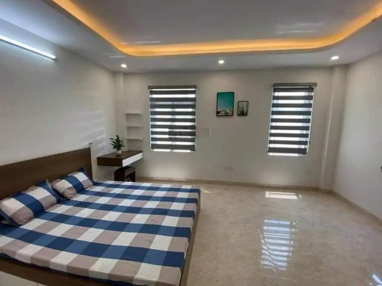 Hiếm! CCMN CHDV Đường Láng 78m2*5T, MT 4.2M, lô góc, 20 căn hộ, ngõ thoáng, sát phố, đủ GPXD.