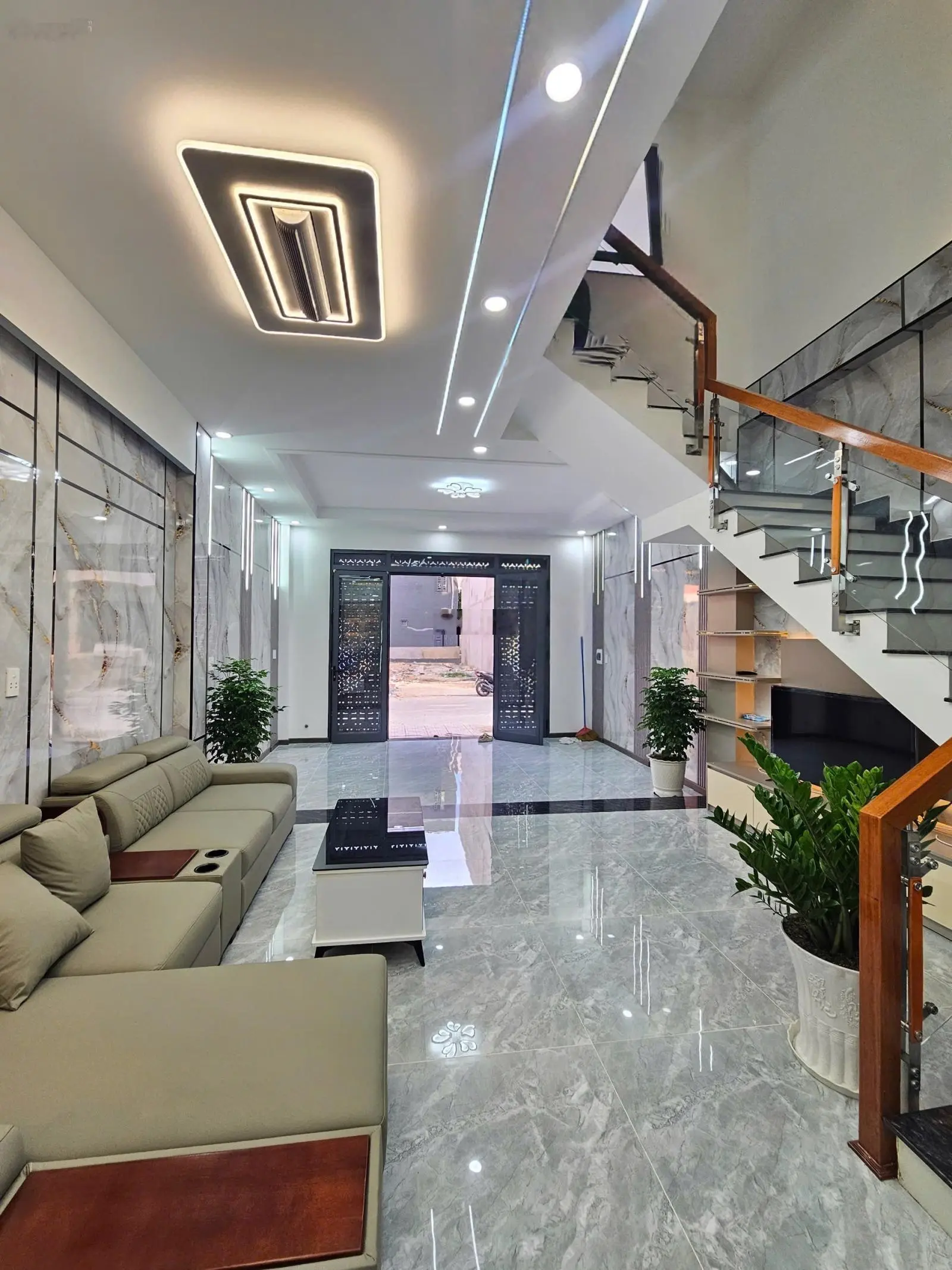 3.9 tỷ/ Bán nhà hoàn công 1T2L KDC An Phú nhà full nội thất 65m2 gần vòng xoay An Phú Thuận An