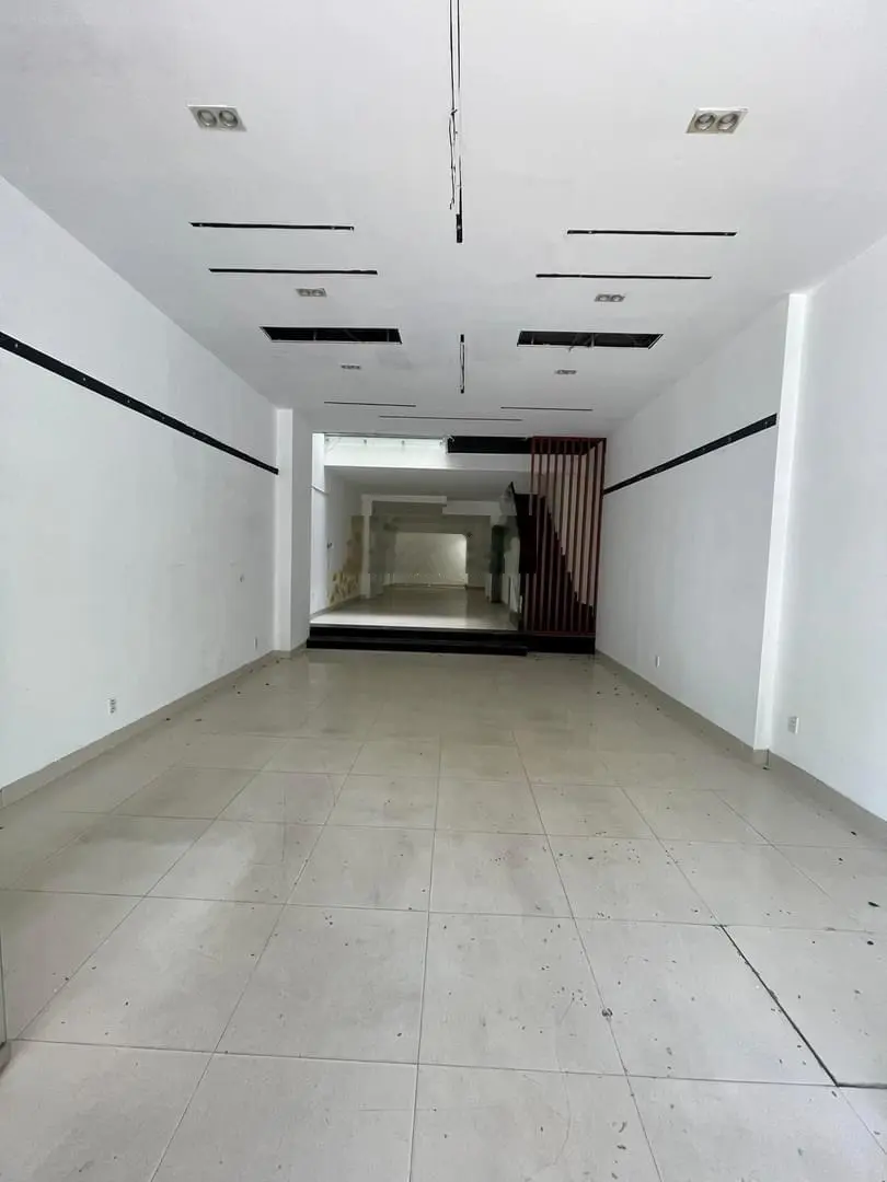 Siêu rẻ! Bán nhà 4 tầng 110m2 7PN khép kín đường Nguyễn Công Trứ - Sơn Trà cách biển 20m - 14.5 tỷ