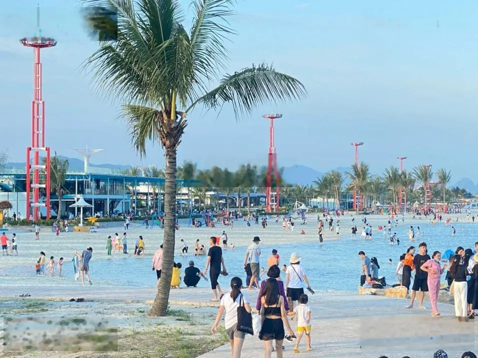 Đất trục thông biển, view quảng trường biển, cạnh nhà hàng 5 sao, DT 87,5m2,sổ đỏ, giá 3,6 tỷ