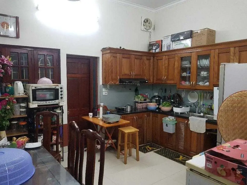 Bán nhà phố Thái Hà, ngõ ô tô, gần phố 91m2 - mặt tiền 5.25m