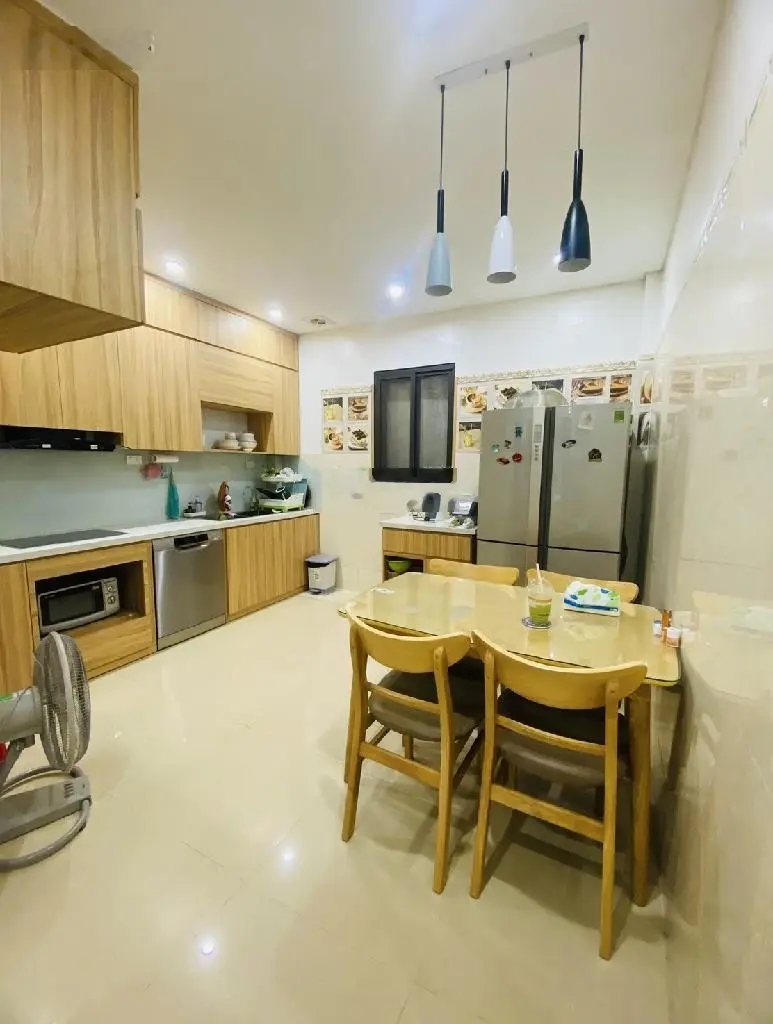 Bán nhà phố Khương Trung, Thanh Xuân, DT 52m2, 4T, Mt 4m, giá 8,5 tỷ, 0948 552 ***