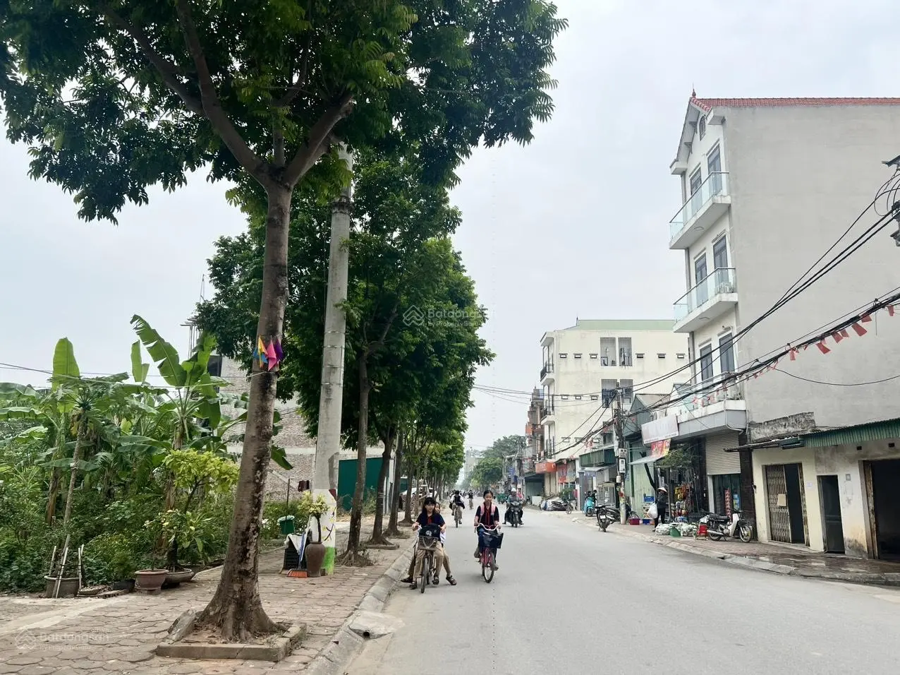 Cần bán đất mặt đường Văn Minh xã Di Trạch kinh doanh bất chấp ngay đường khu đô thị Hinode