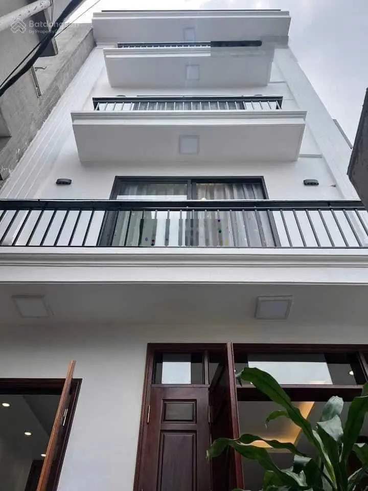 *** bán nhà phố tây mỗ: nhà mới 40m-5tầng, 3ngủ, đủ công năng, ôtô cạnh nhà- 6tỷ hơn lh: 0975829946