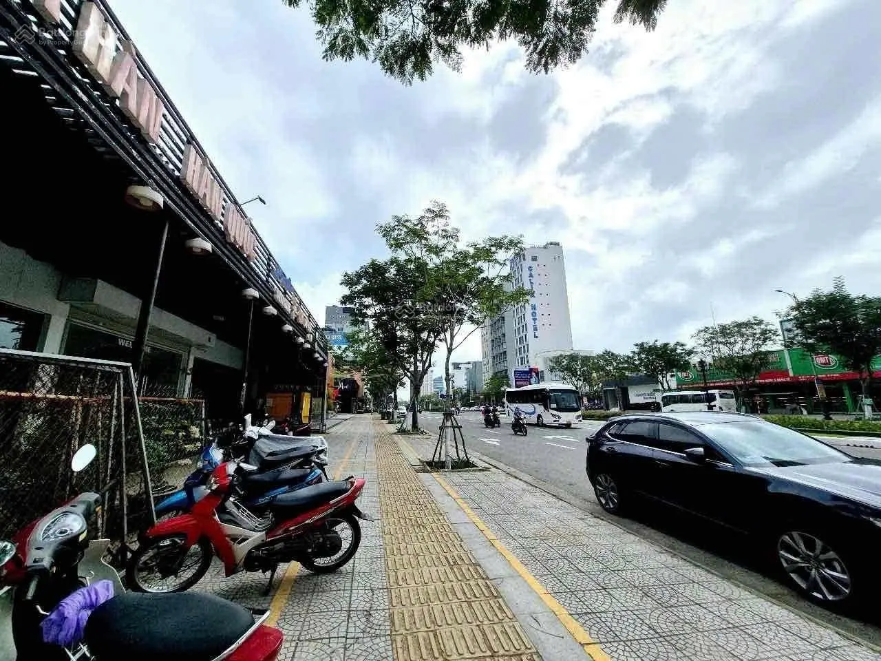 Bán nhà góc 2MT ở và kinh doanh ngay sát cầu Rồng - Võ Văn Kiệt - DT 88m2 ngang 10m - Giá chỉ 7 tỷ