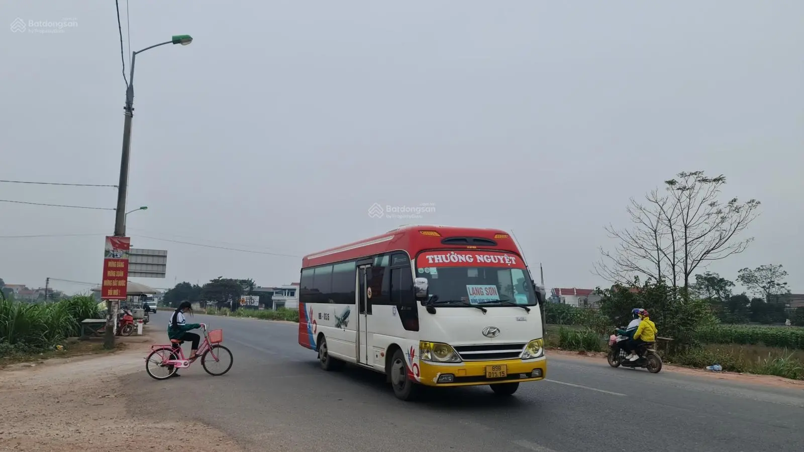 Gấp. Cần tiền bán gấp mảnh đất tại Hương Lạc, Lạng Giang Bắc Giang. Mặt đường lớn