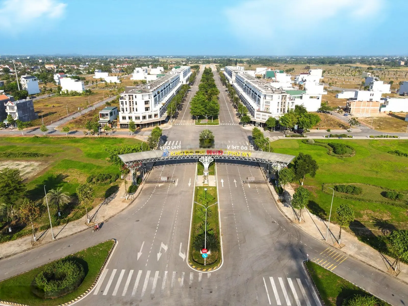 Mở bán vị trí mới khu đô thị Phú Mỹ, ngay cạnh công viên, đường 17,5m, sổ sẵn, chiết khấu 2 - 3%