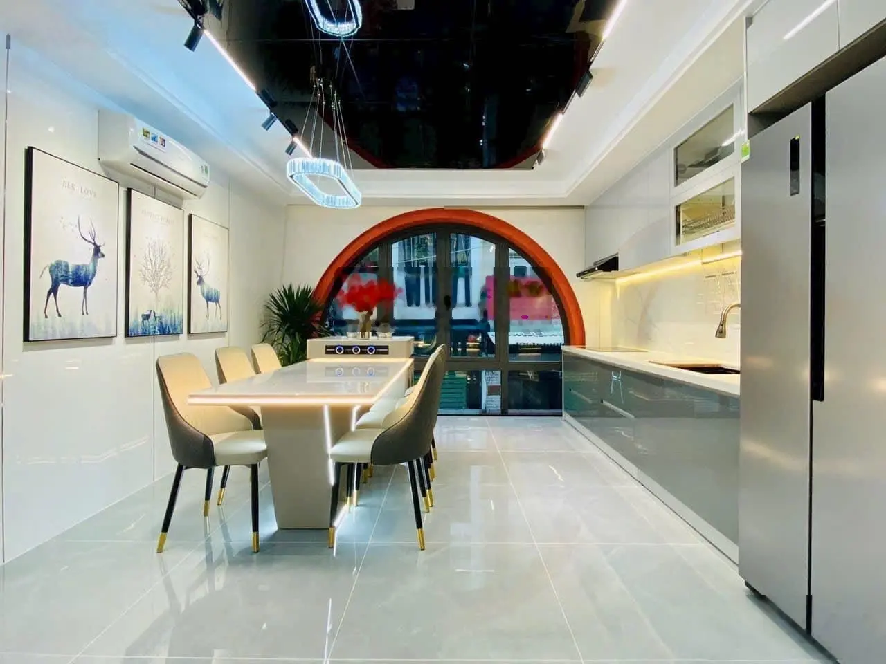 Bán nhà đang cho thuê: 14 triệu/ tháng gần Chợ Vạn Kiếp, Bình Thạnh. Bao sổ 60m2. Hẻm 5m