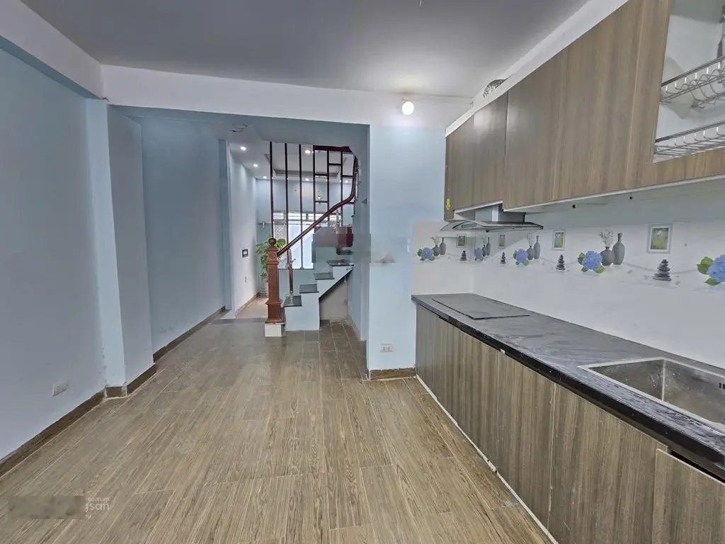 Phúc lợi 40m2 5t gara ô tô 7 chỗ - dân xây - 4 phòng ngủ - nhà dân xây